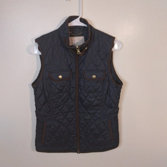 Banana Republic Jackets & Blazers - Banana Republic Quilted Vest. Navy Blue/Brown. Size Small